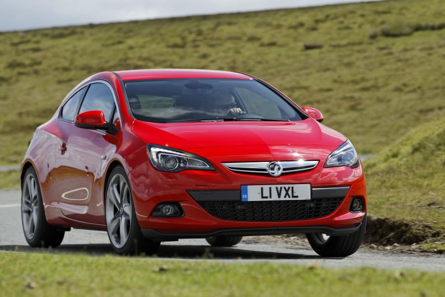 Vauxhall Astra GTC 2012 года  (фото 48 из 62)